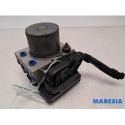 Renault - Master - ABS pump
