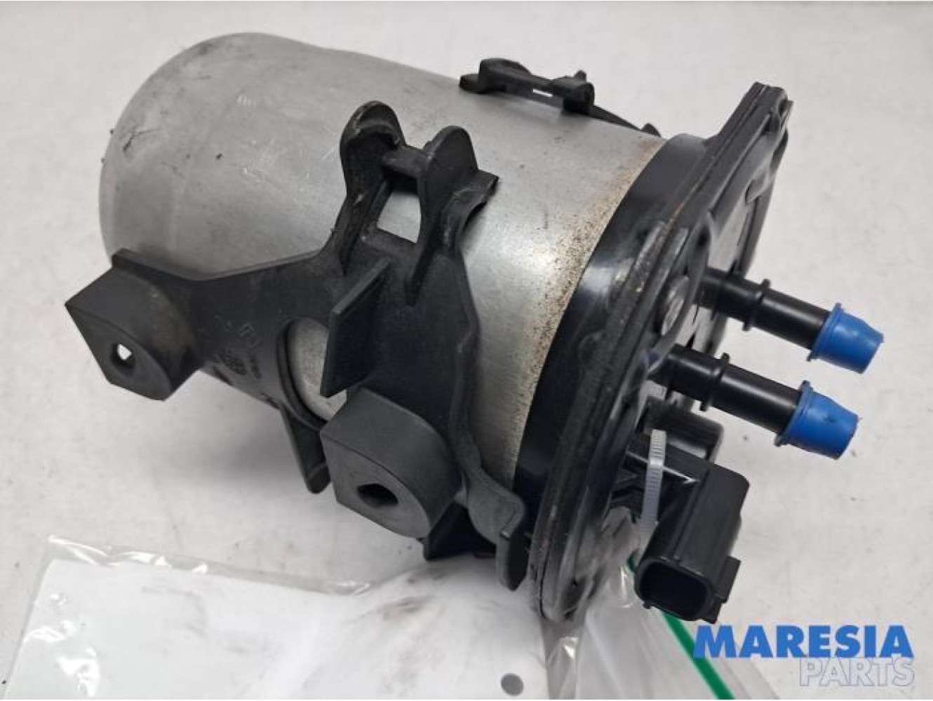 Renault - Master - Boîtier de filtre carburant