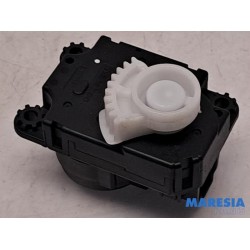 Renault - Master - Heater valve motor