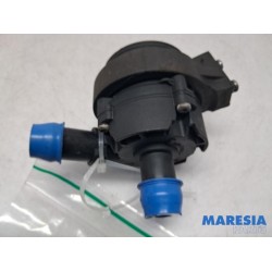 Renault - Master - Zusätzliche Wasserpumpe