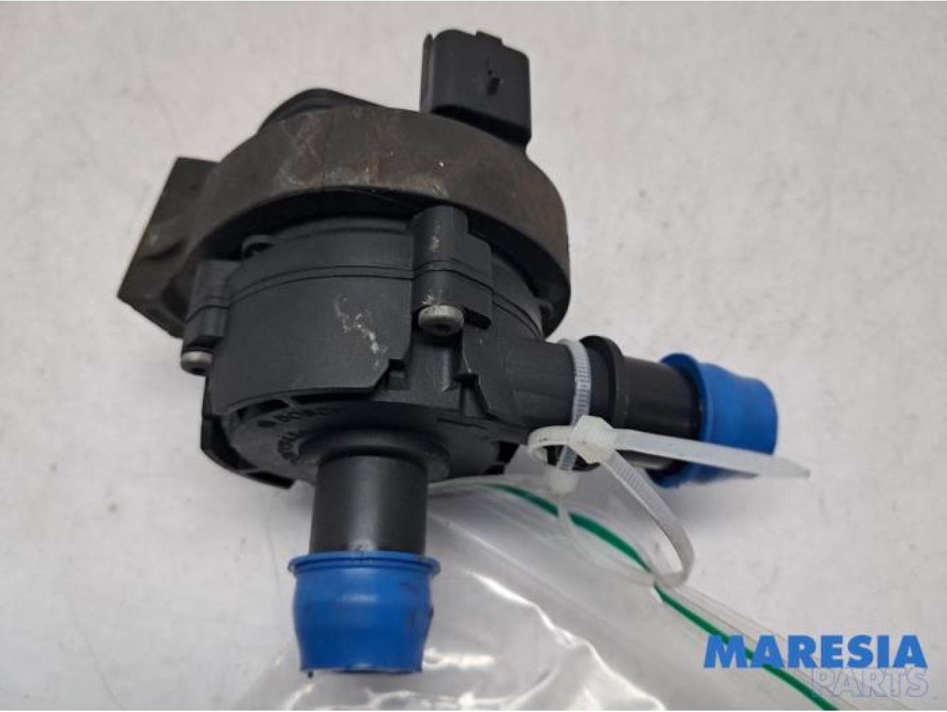 Renault - Master - Zusätzliche Wasserpumpe