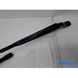 Renault - Master - Front wiper arm