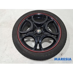 Alfa Romeo - Mito - Sportvelgenset + banden