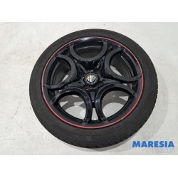 Alfa Romeo - Mito - Sportvelgenset + banden