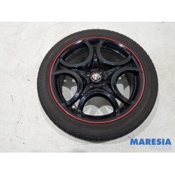 Alfa Romeo - Mito - Sportvelgenset + banden