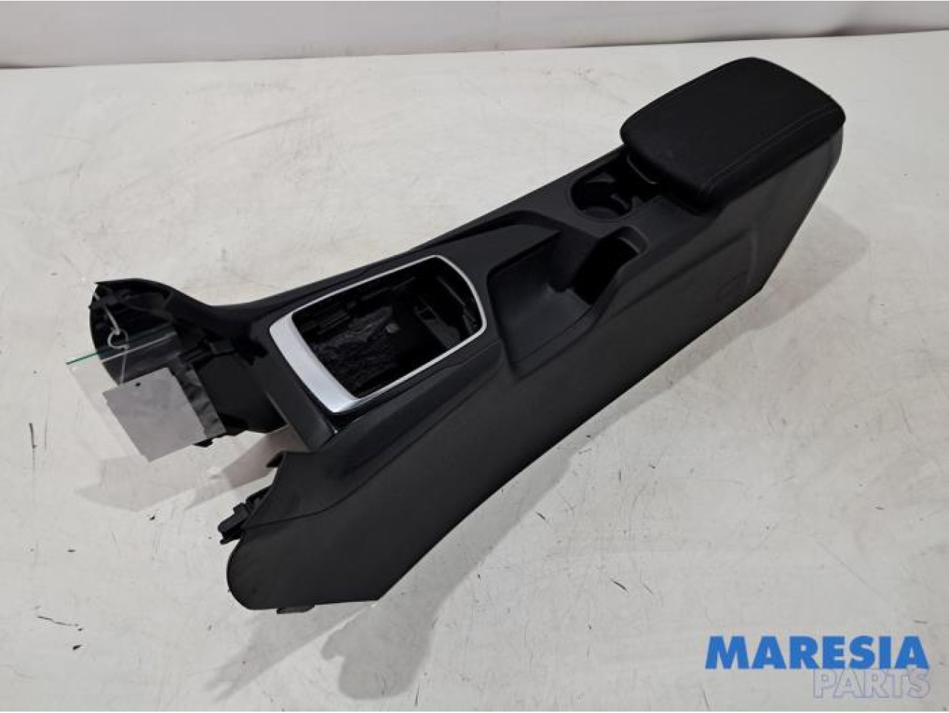 Peugeot - 308 - Middle console