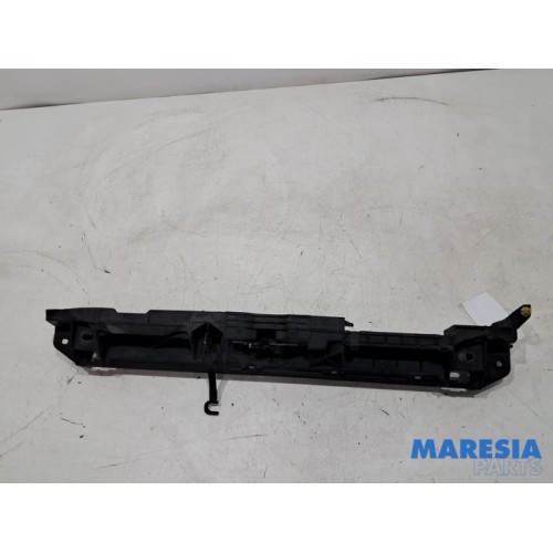 Peugeot - 308 - Lock plate