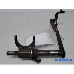 Peugeot - 107 - Yoke