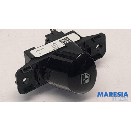Fiat - 500 - Electric window switch