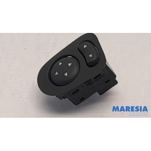 Fiat - 500 - Mirror switch