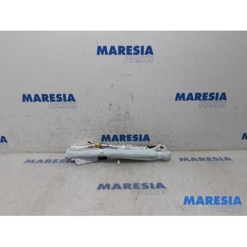 Peugeot - 208 - Airbag hemel links