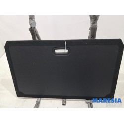 Renault - Captur - Floor panel load area