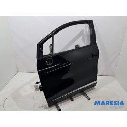 Renault - Captur - Door 4-door, front left