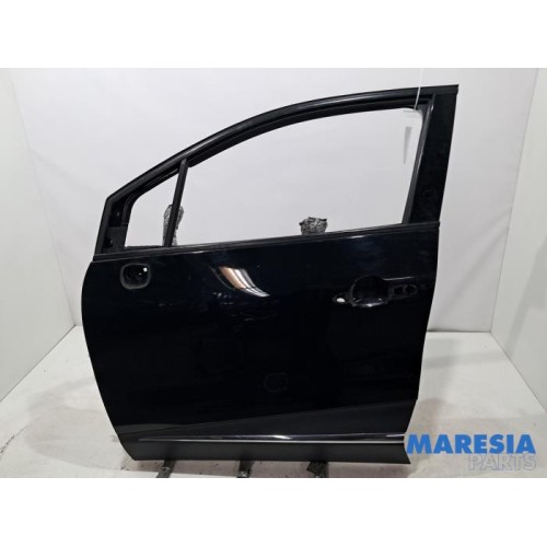 Renault - Captur - Door 4-door, front left