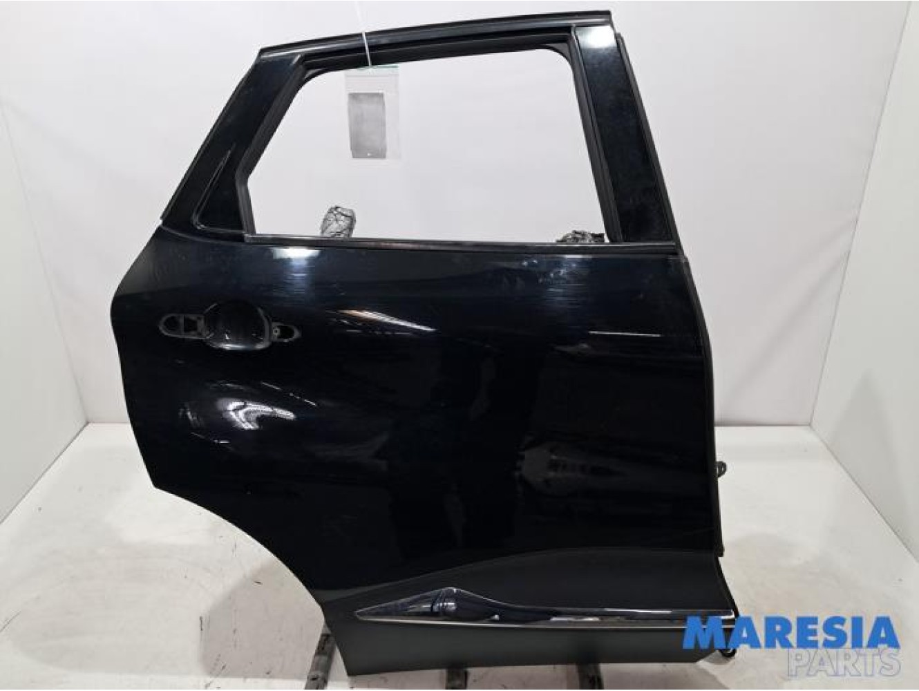 Renault - Captur - Rear door 4-door, right