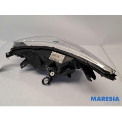 Renault - Captur - Headlight, right