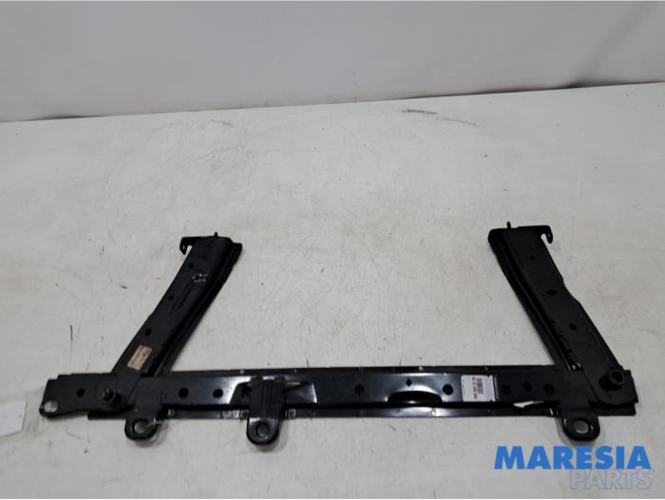 Renault - Captur - Radiateurbalk