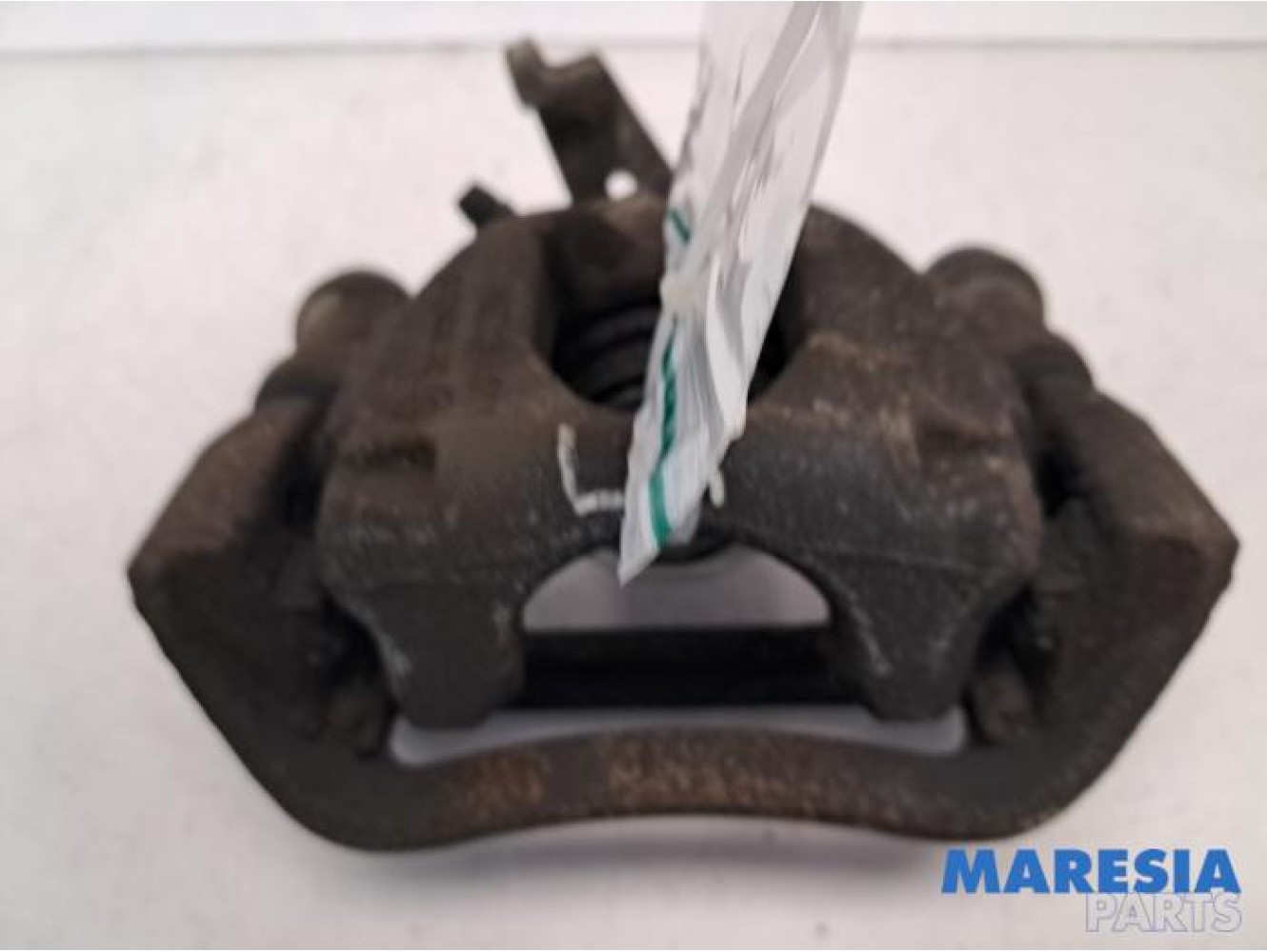 Renault - Master - Rear brake calliper, left