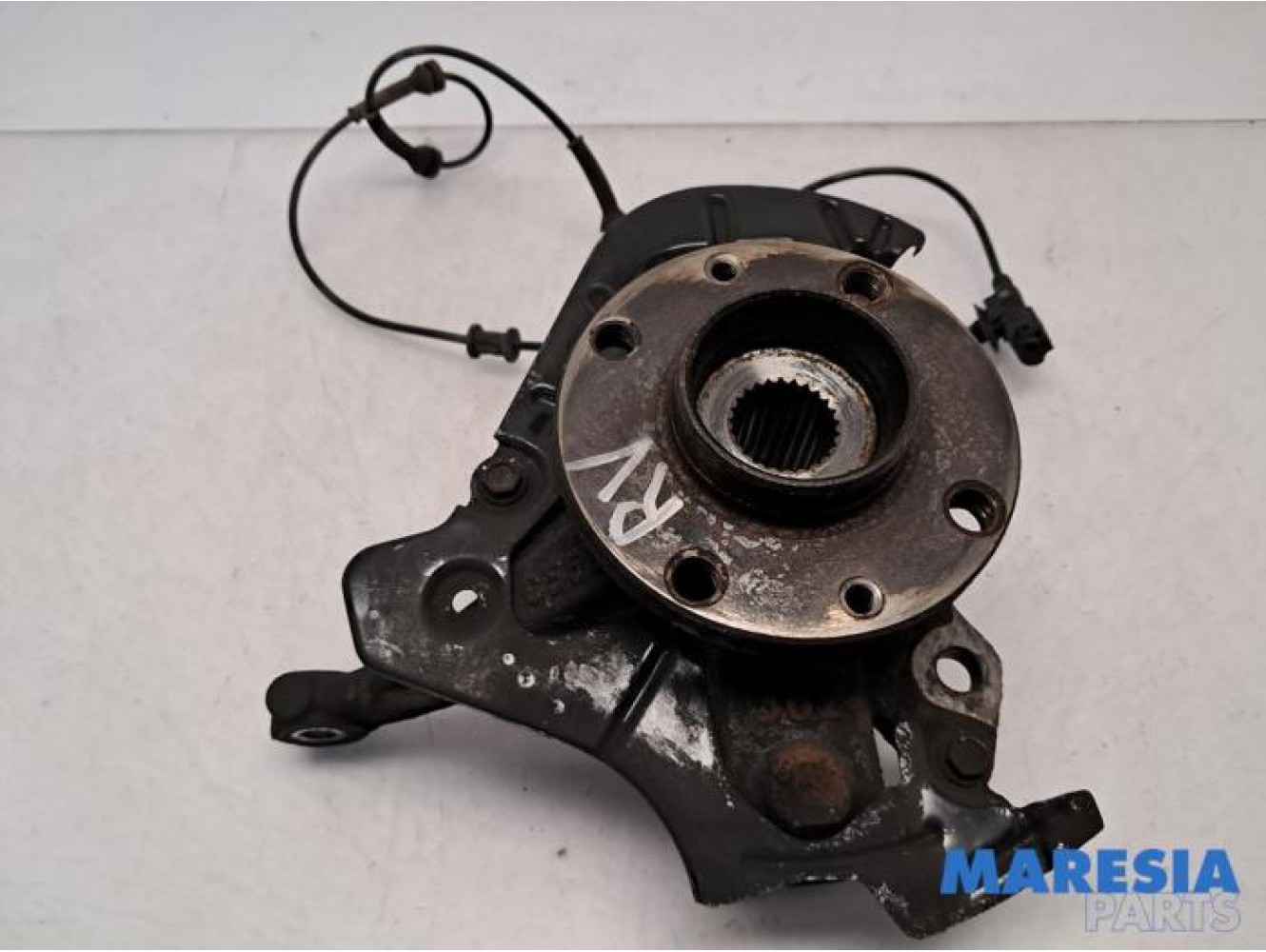 Fiat - 500 - Knuckle, front right