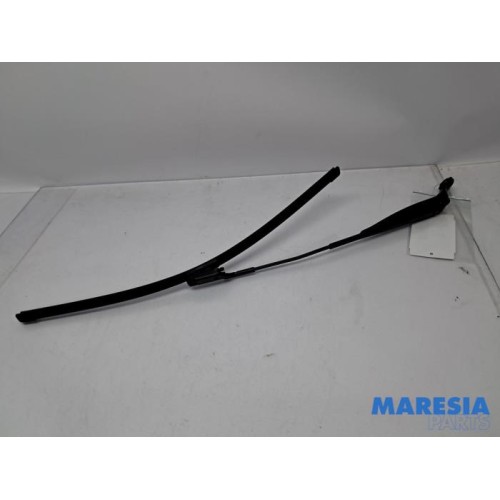 Fiat - 500 - Front wiper arm
