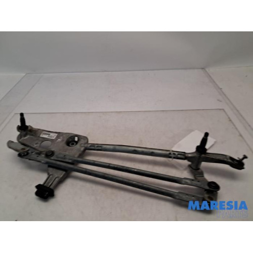 Peugeot - 308 - Wiper mechanism