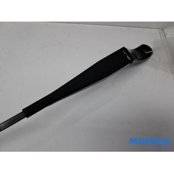 Peugeot - 308 - Front wiper arm