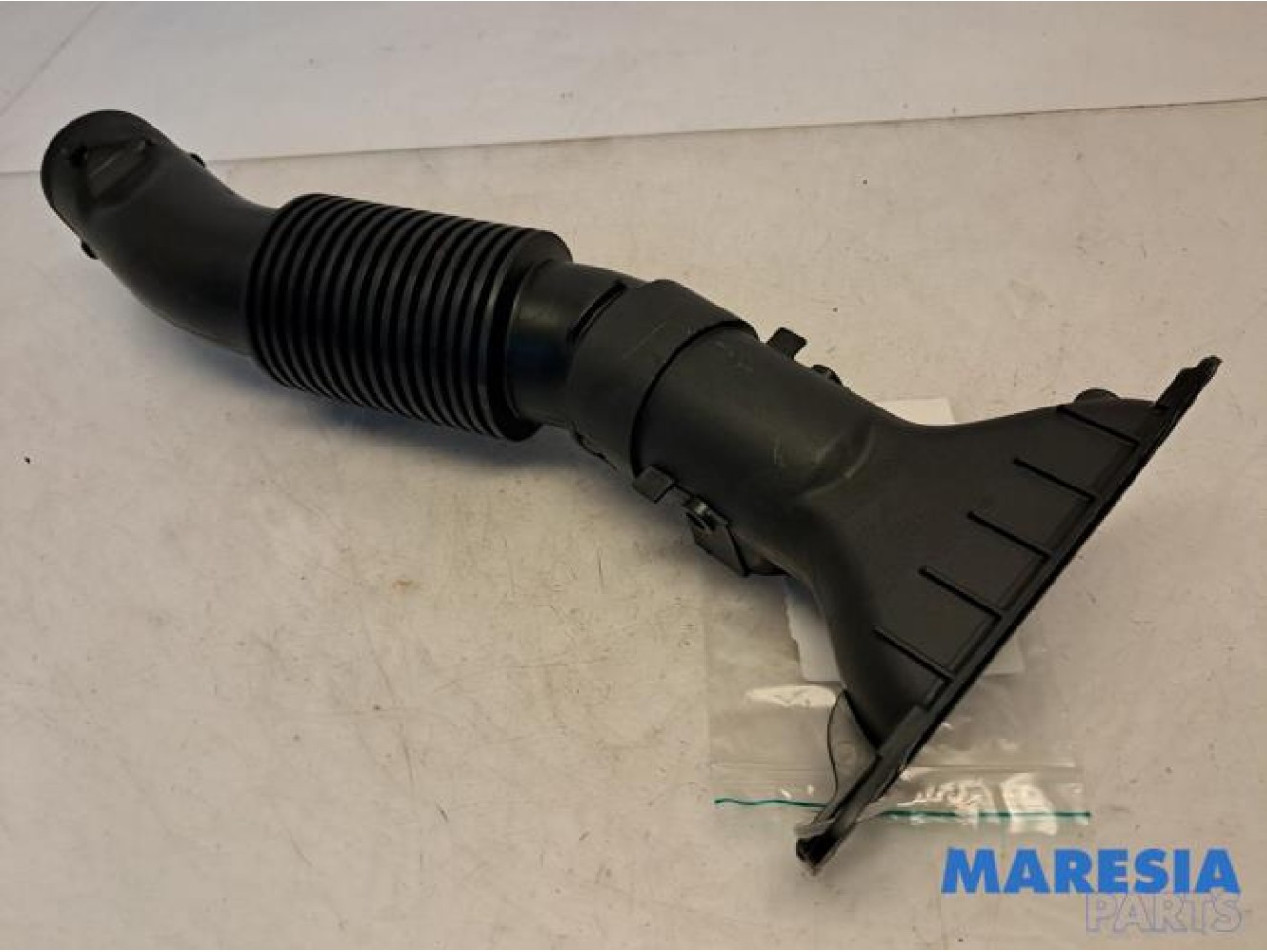 Peugeot - 308 - Air intake hose