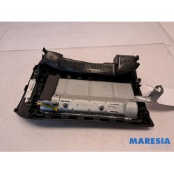 Alfa Romeo - Mito - Airbag knie links