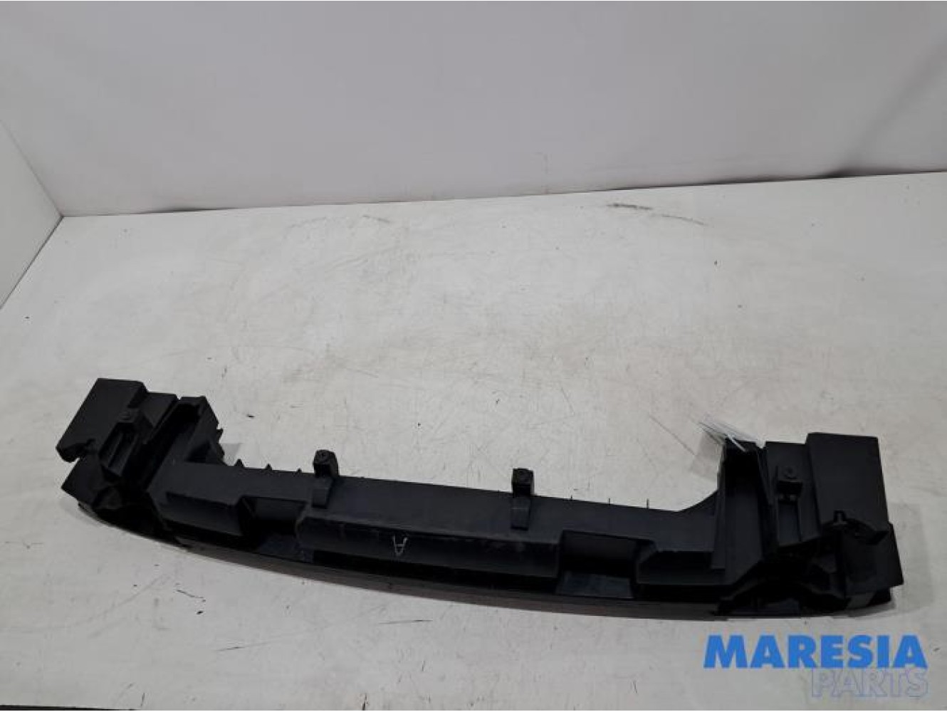 Renault - Captur - Rear bumper frame