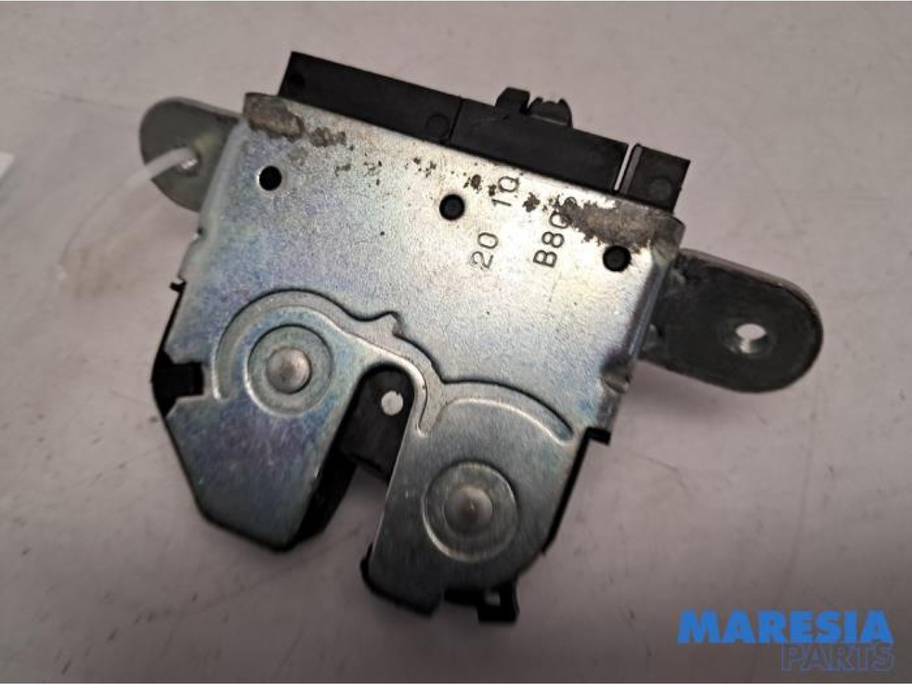 Alfa Romeo - Mito - Tailgate lock mechanism