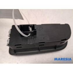 Alfa Romeo - Mito - AIH headlight switch