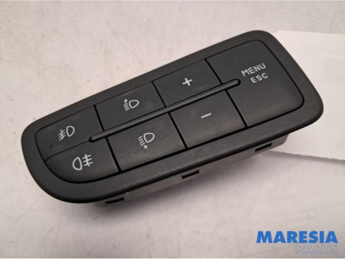 Alfa Romeo - Mito - AIH headlight switch