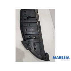Renault - Captur - Bumper bottom