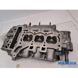 Peugeot - 208 - Cylinder head