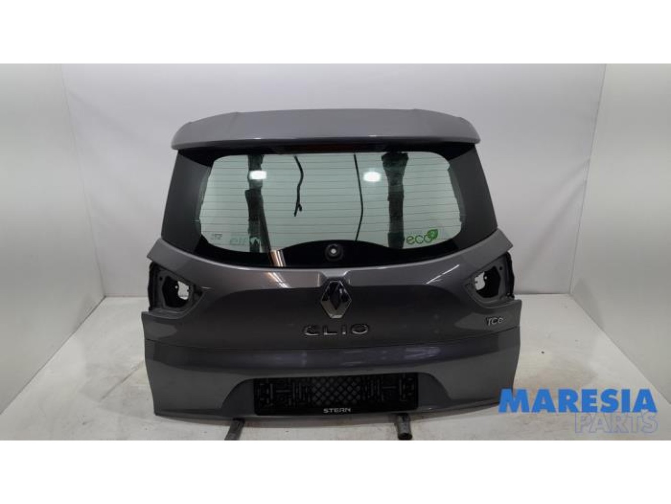 Renault - Clio - Tailgate