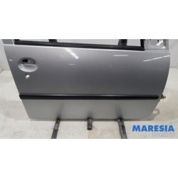 Peugeot - 107 - Front door 4-door, right