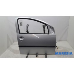 Peugeot - 107 - Front door 4-door, right