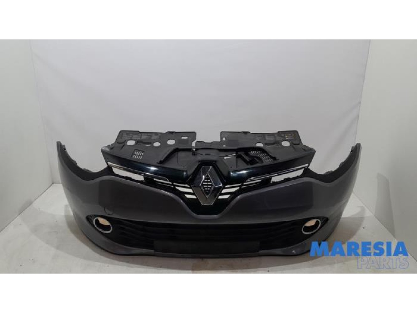 Renault - Clio - Voorbumper