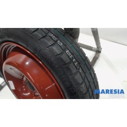 Renault - Captur - Krikset + reservewiel