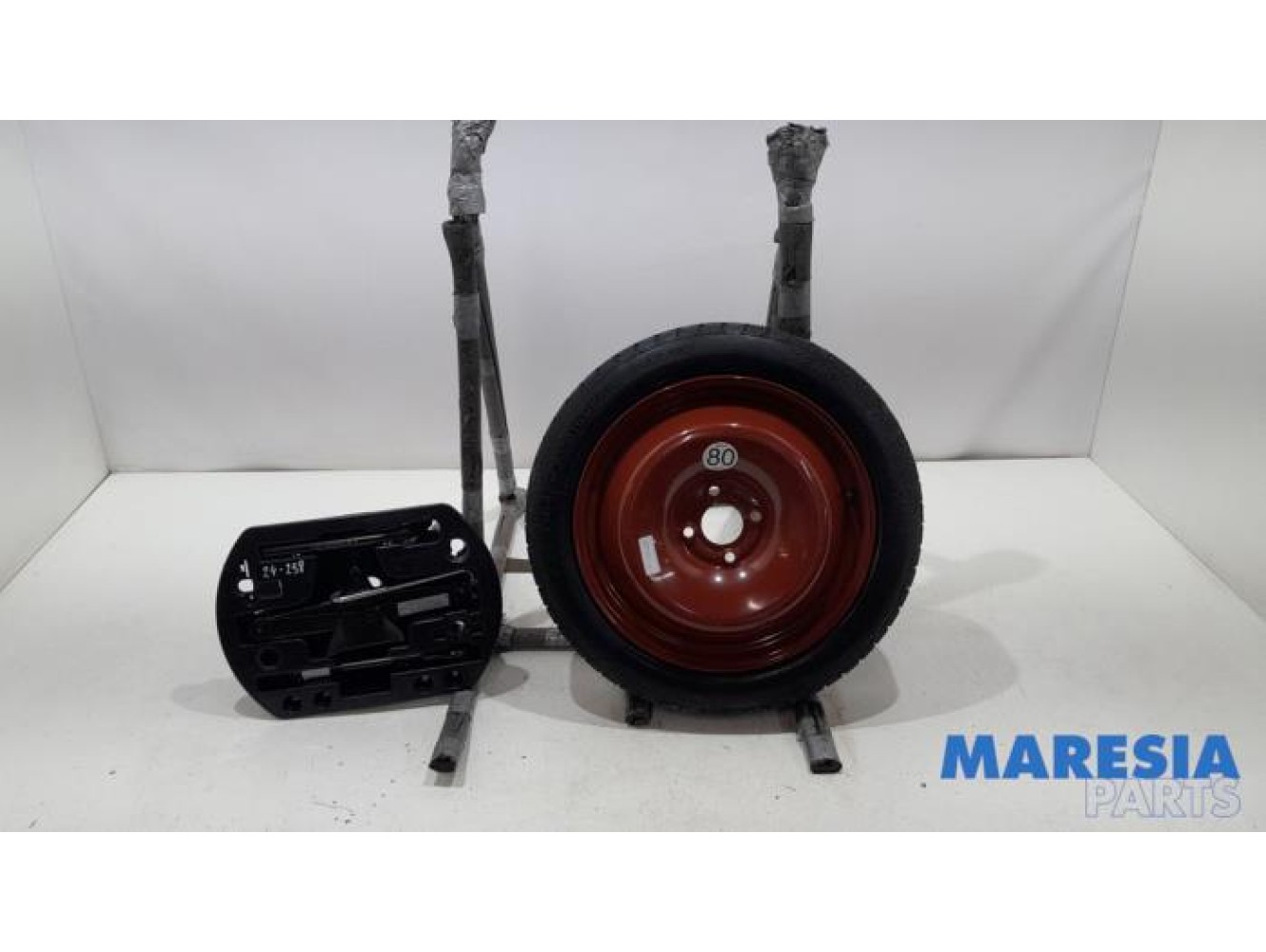 Renault - Captur - Krikset + reservewiel