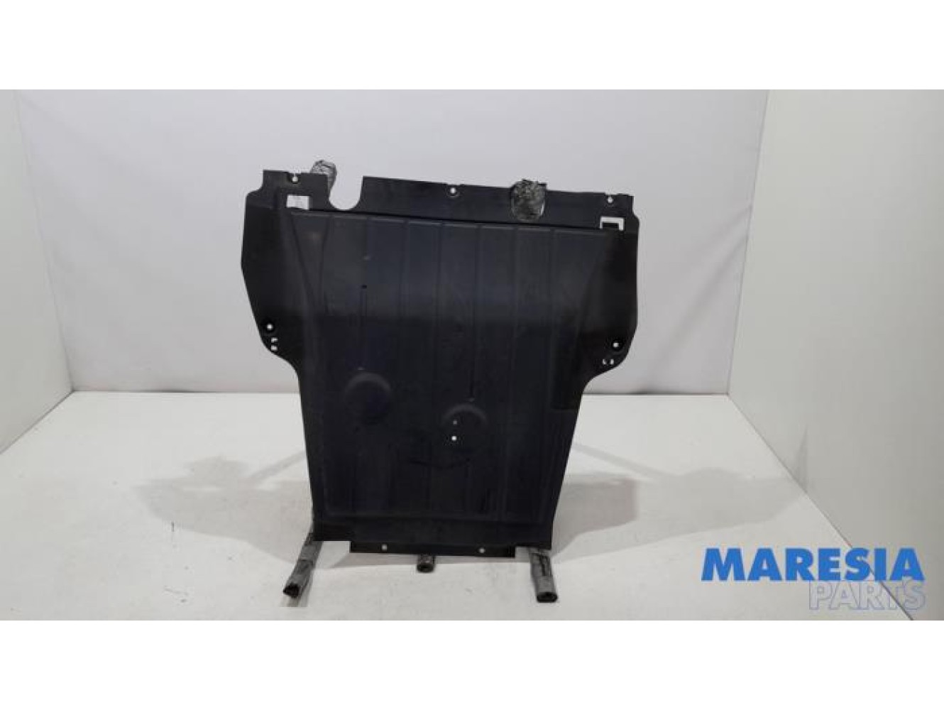 Renault - Clio - Plaque de protection moteur
