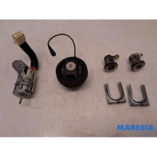 Peugeot - 107 - Set of cylinder locks (complete)
