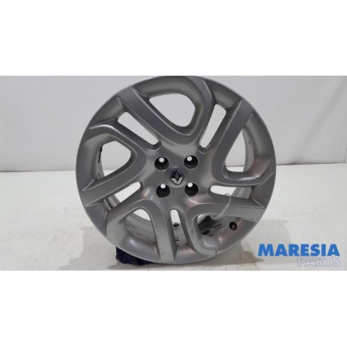 Renault - Captur - Wheel