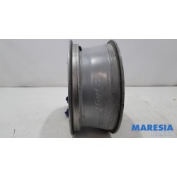 Renault - Clio - Wheel