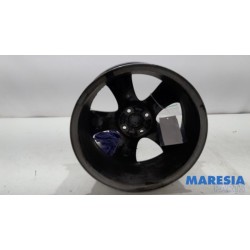 Renault - Clio - Wheel