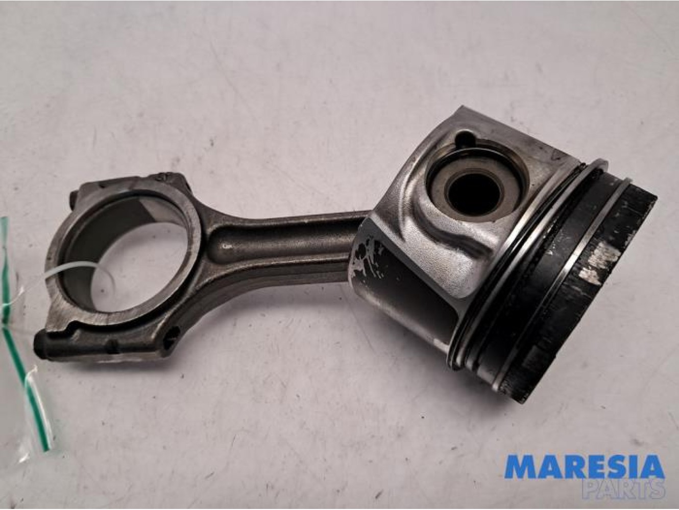 Renault - Trafic - Connecting rod