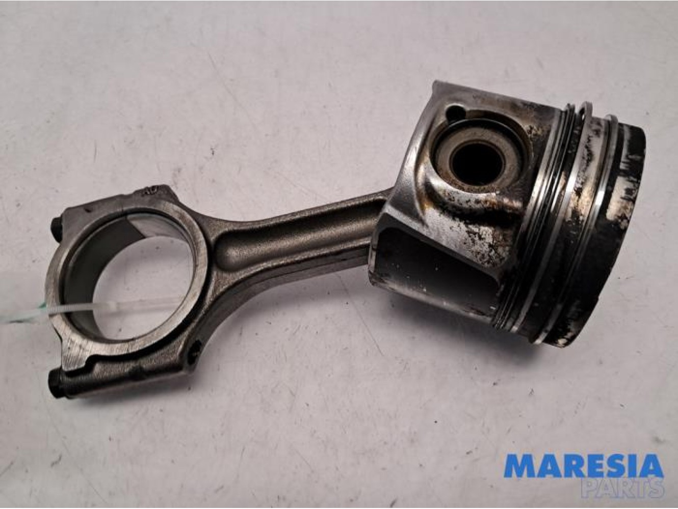 Renault - Trafic - Connecting rod