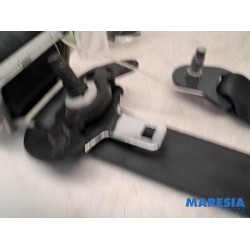 Peugeot - 308 - Rear seatbelt, right