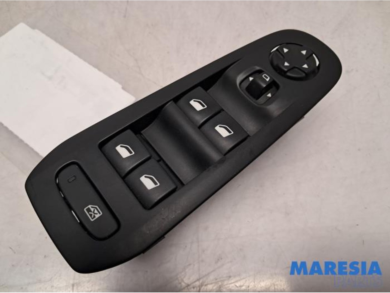 Peugeot - 308 - Multi-functional window switch