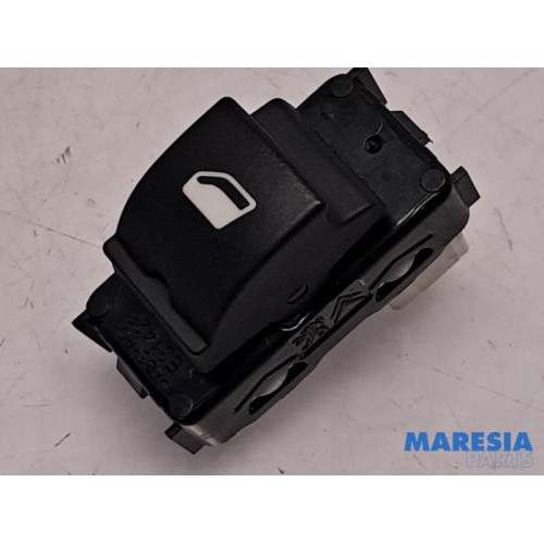 Peugeot - 308 - Electric window switch
